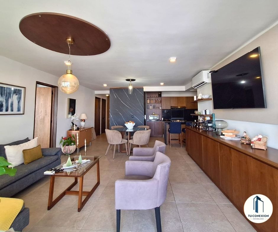 940